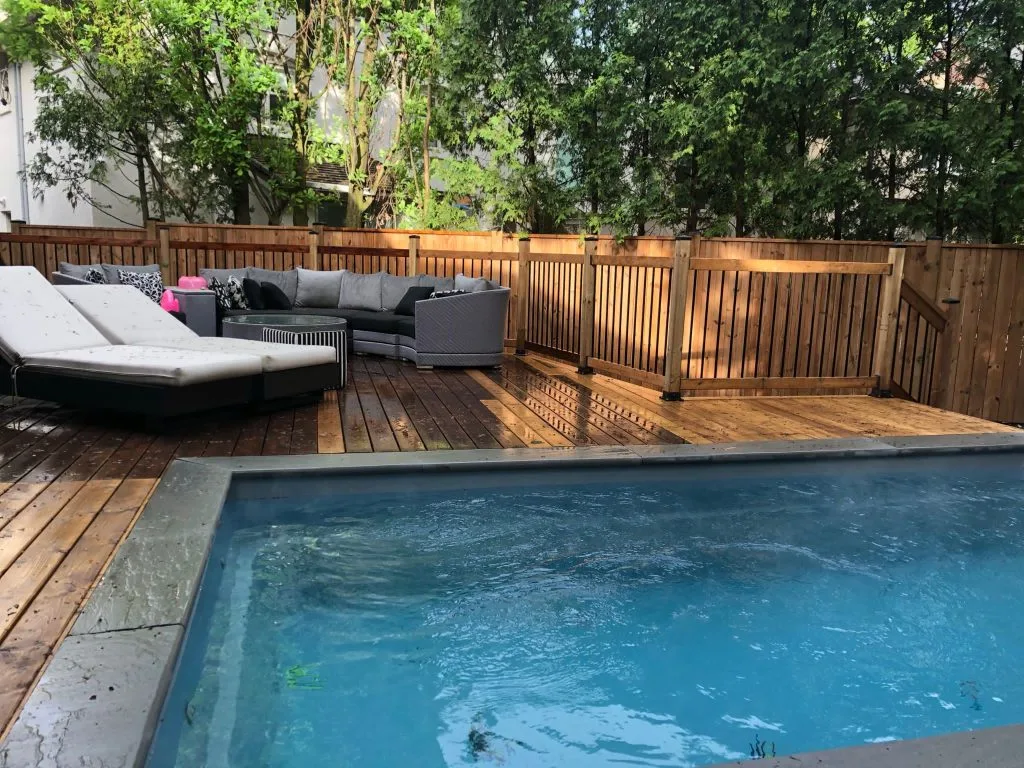 interlocking-pool-design